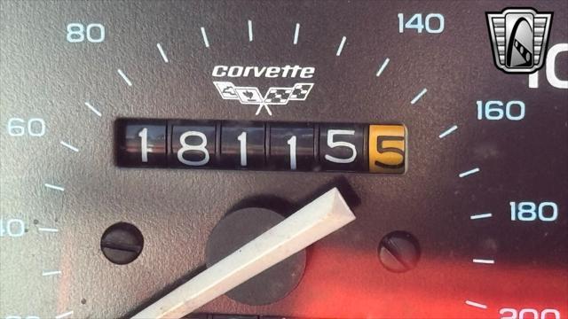 Photo of 1979 White Chevrolet Corvette