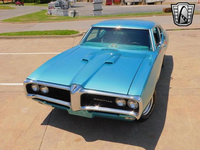 Photo of 1968 Turquoise Blue Pontiac LeMans