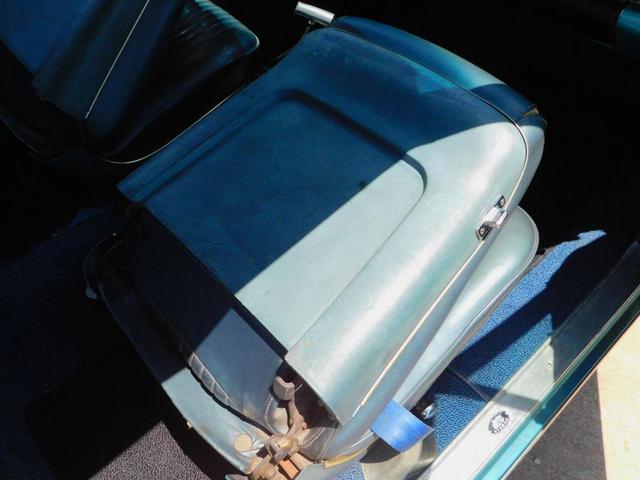 Photo of 1968 Turquoise Blue Pontiac LeMans