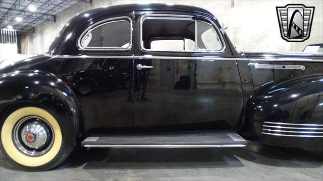 Photo of 1941 Brown Packard 120