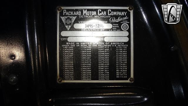 Photo of 1941 Brown Packard 120