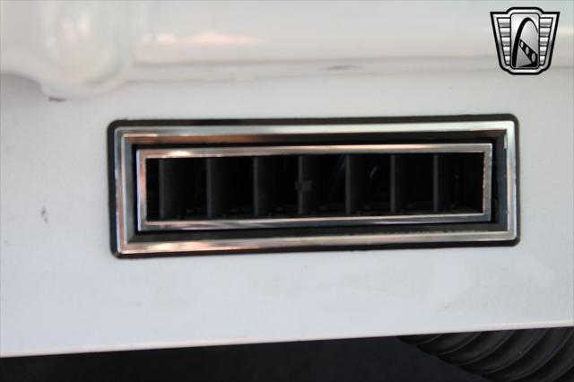 Photo of 1963 Blue and white Chevrolet C10/K10