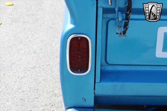 Photo of 1963 Blue and white Chevrolet C10/K10