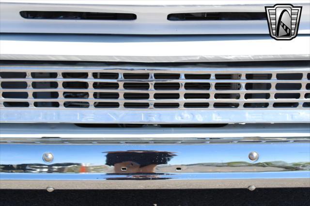 Photo of 1963 Blue and white Chevrolet C10/K10