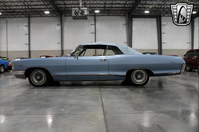 Photo of 1965 Blue Pontiac Catalina