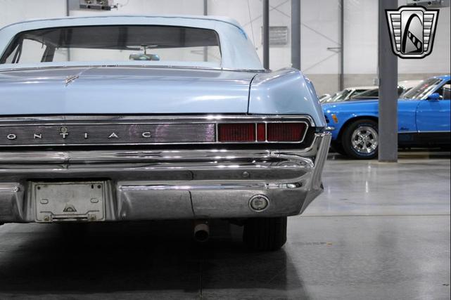 Photo of 1965 Blue Pontiac Catalina