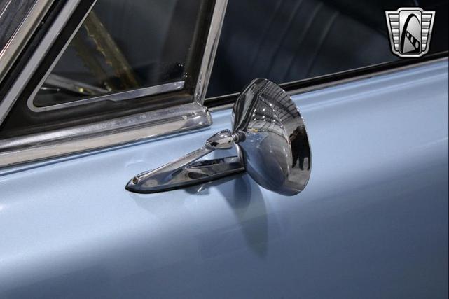 Photo of 1965 Blue Pontiac Catalina