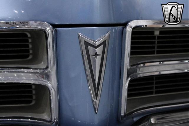 Photo of 1965 Blue Pontiac Catalina