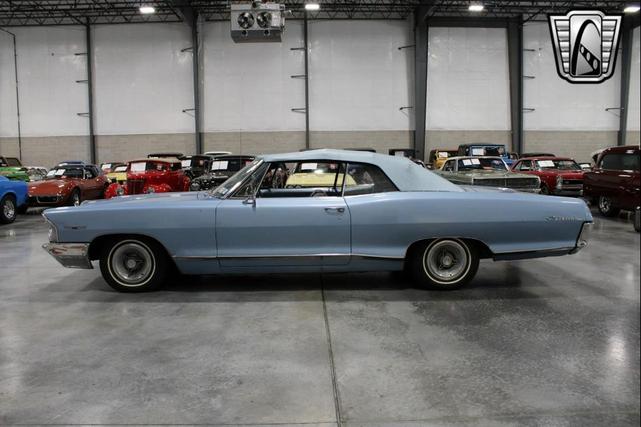 Photo of 1965 Blue Pontiac Catalina