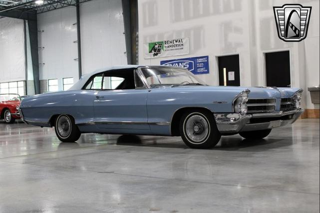 Photo of 1965 Blue Pontiac Catalina