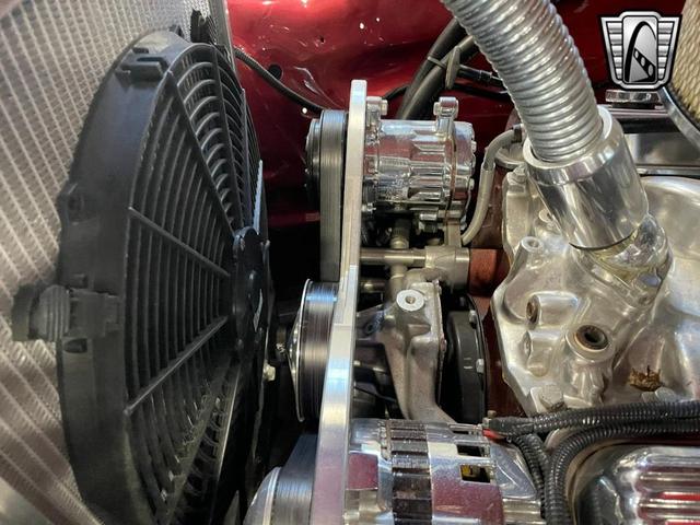 Photo of 1952 Red Chevrolet Pickup Truck