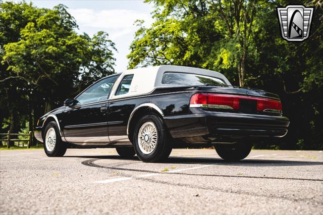 Photo of 1995 Black Mercury Cougar