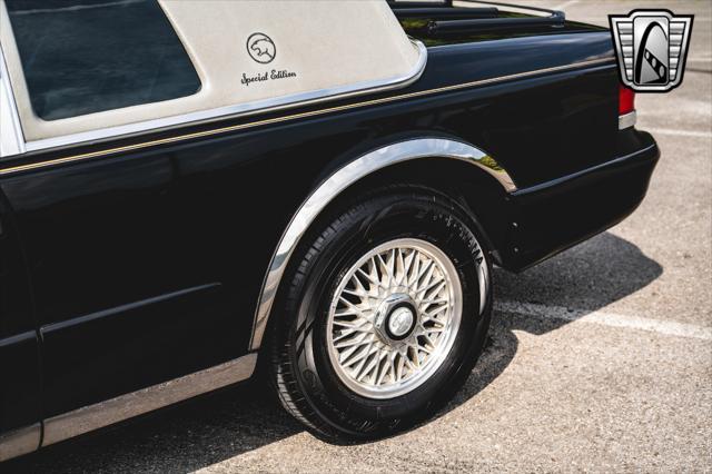 Photo of 1995 Black Mercury Cougar