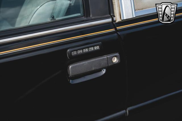 Photo of 1995 Black Mercury Cougar