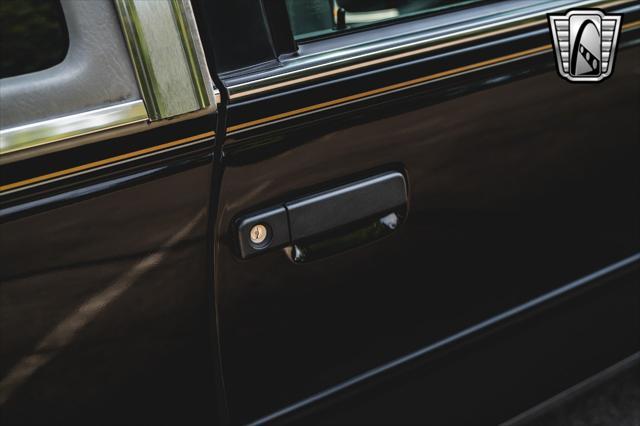 Photo of 1995 Black Mercury Cougar