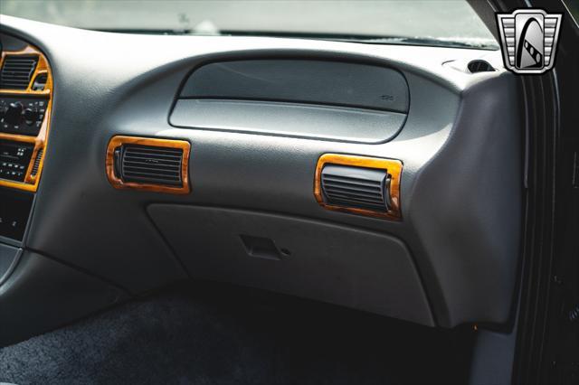 Photo of 1995 Black Mercury Cougar