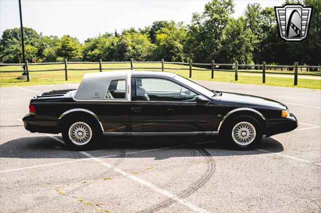 Photo of 1995 Black Mercury Cougar