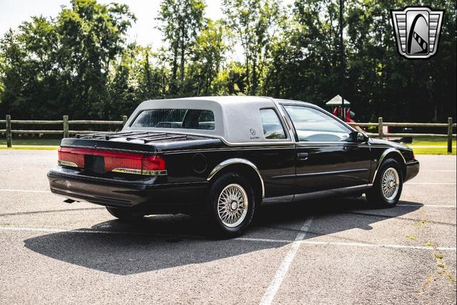 Photo of 1995 Black Mercury Cougar