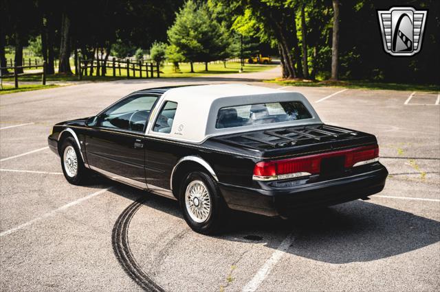 Photo of 1995 Black Mercury Cougar