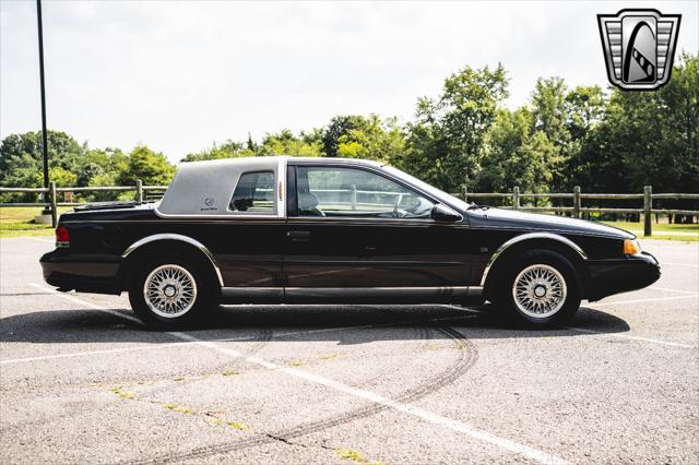 Photo of 1995 Black Mercury Cougar