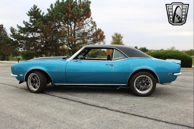 Photo of 1968 Blue/Black Stripe Chevrolet Camaro