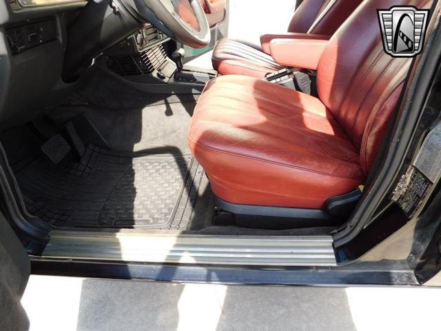 Photo of 1987 Black BMW 528