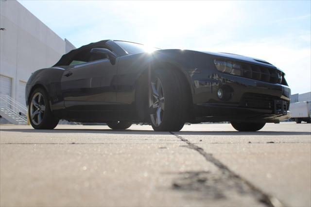 Photo of 2012 Black Chevrolet Camaro