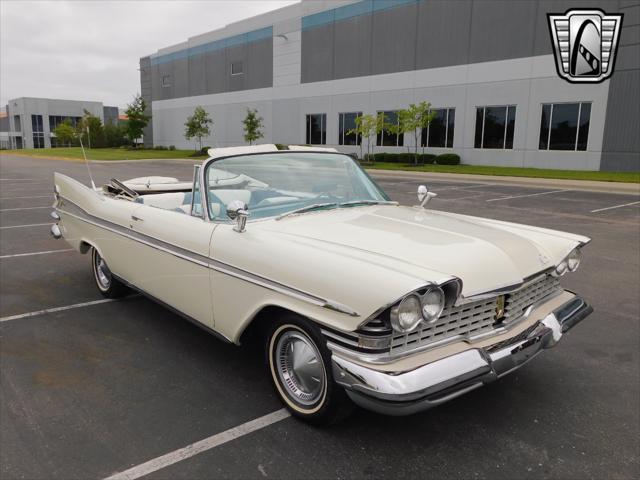 Photo of 1959 White Plymouth Sport Fury