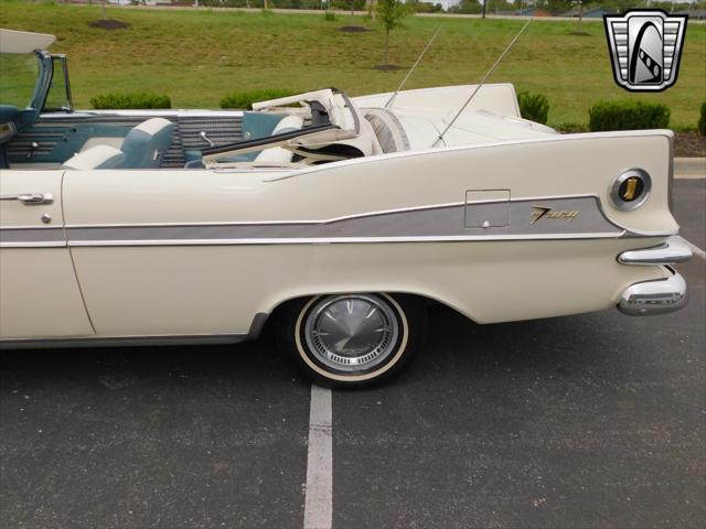 Photo of 1959 White Plymouth Sport Fury