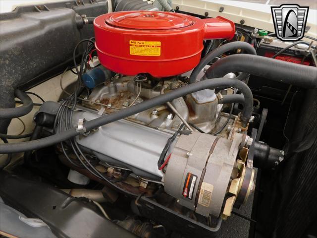 Photo of 1959 White Plymouth Sport Fury