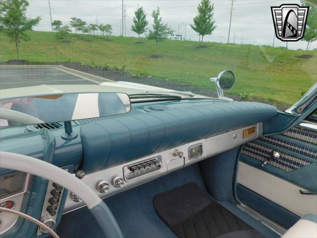Photo of 1959 White Plymouth Sport Fury