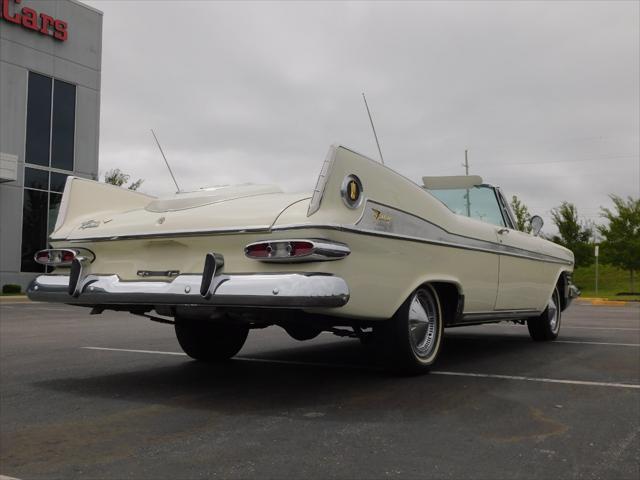 Photo of 1959 White Plymouth Sport Fury