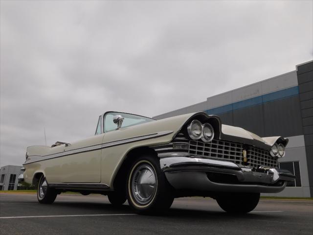 Photo of 1959 White Plymouth Sport Fury