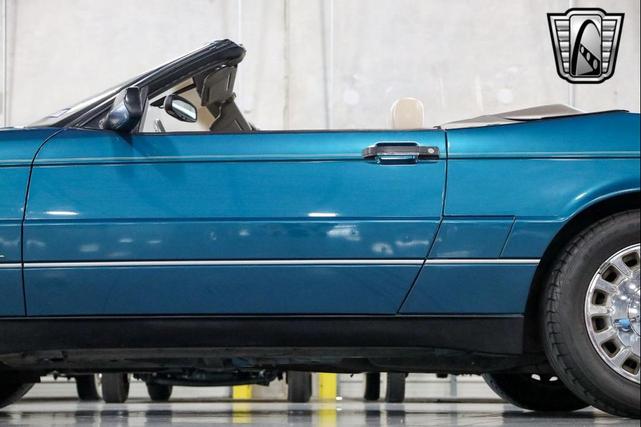 Photo of 1993 Verde Flax Metallic Cadillac Allante
