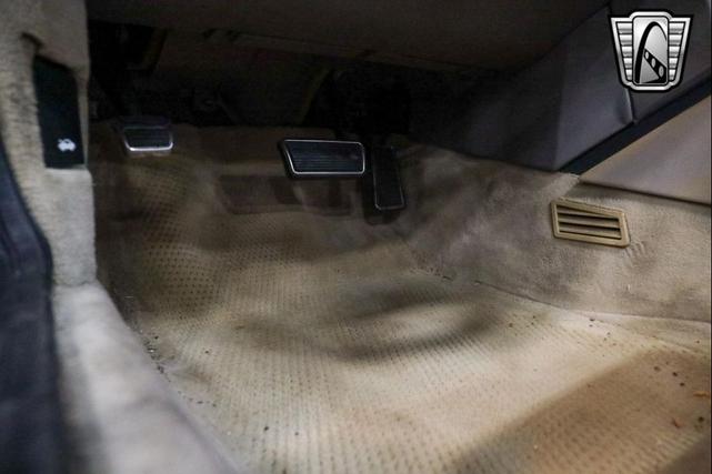Photo of 1993 Verde Flax Metallic Cadillac Allante