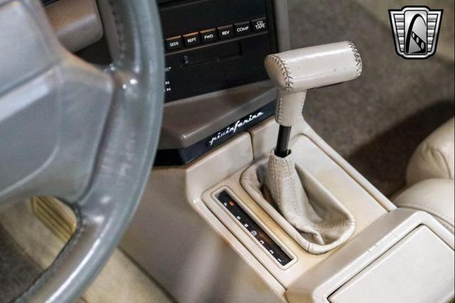 Photo of 1993 Verde Flax Metallic Cadillac Allante