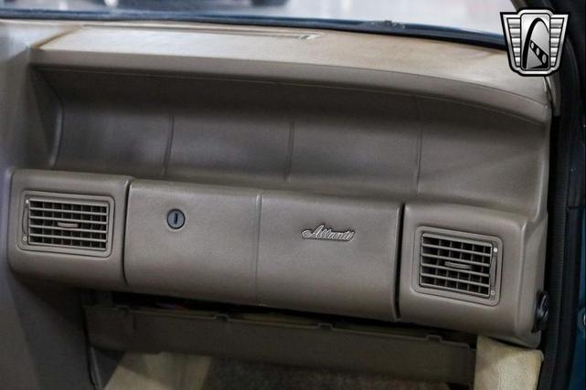Photo of 1993 Verde Flax Metallic Cadillac Allante