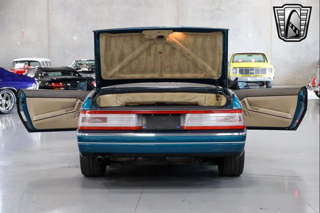 Photo of 1993 Verde Flax Metallic Cadillac Allante