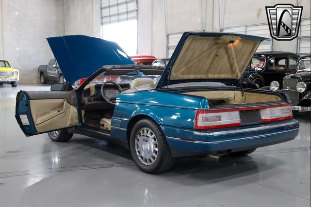 Photo of 1993 Verde Flax Metallic Cadillac Allante