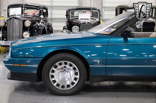 Photo of 1993 Verde Flax Metallic Cadillac Allante