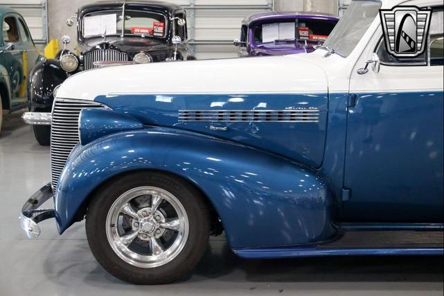 Photo of 1939 Blue/White Chevrolet Master 85
