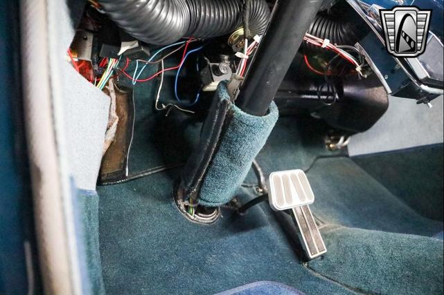 Photo of 1939 Blue/White Chevrolet Master 85