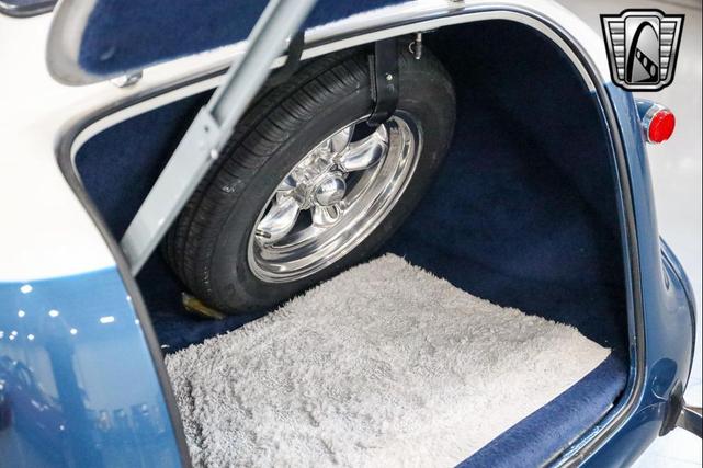 Photo of 1939 Blue/White Chevrolet Master 85