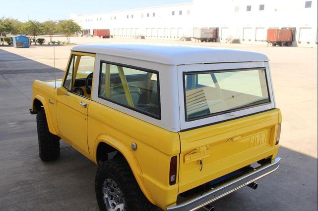 Photo of 1967 Yellow/White Ford Bronco