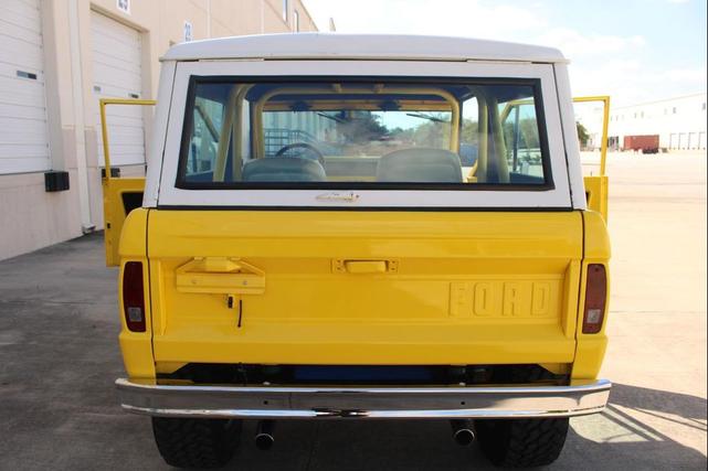 Photo of 1967 Yellow/White Ford Bronco