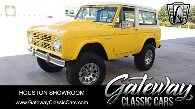 Photo of 1967 Yellow/White Ford Bronco