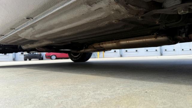 Photo of 1986 Red Mercedes-Benz 560SL