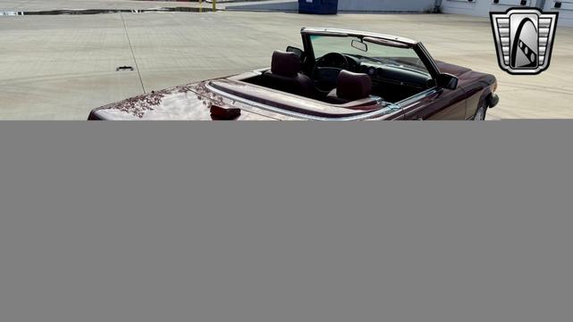 Photo of 1986 Red Mercedes-Benz 560SL
