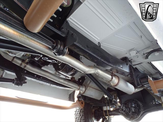 Photo of 1977 White Ford Bronco