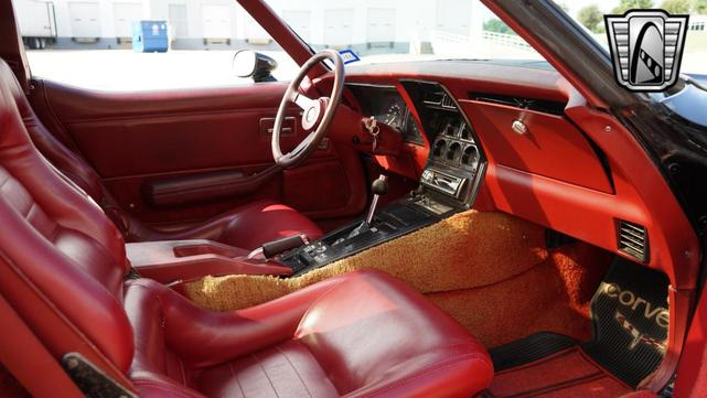 Photo of 1982 Black Chevrolet Corvette
